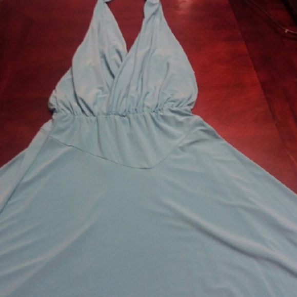 Turquoise halter dress - Picture 4 of 5